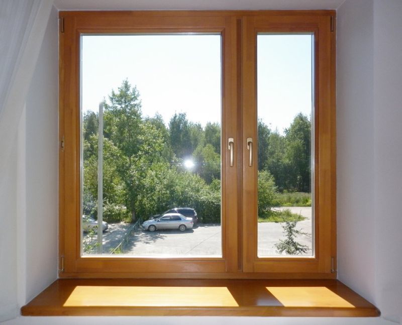 Примеры деревянных окон из сосны в Минске
